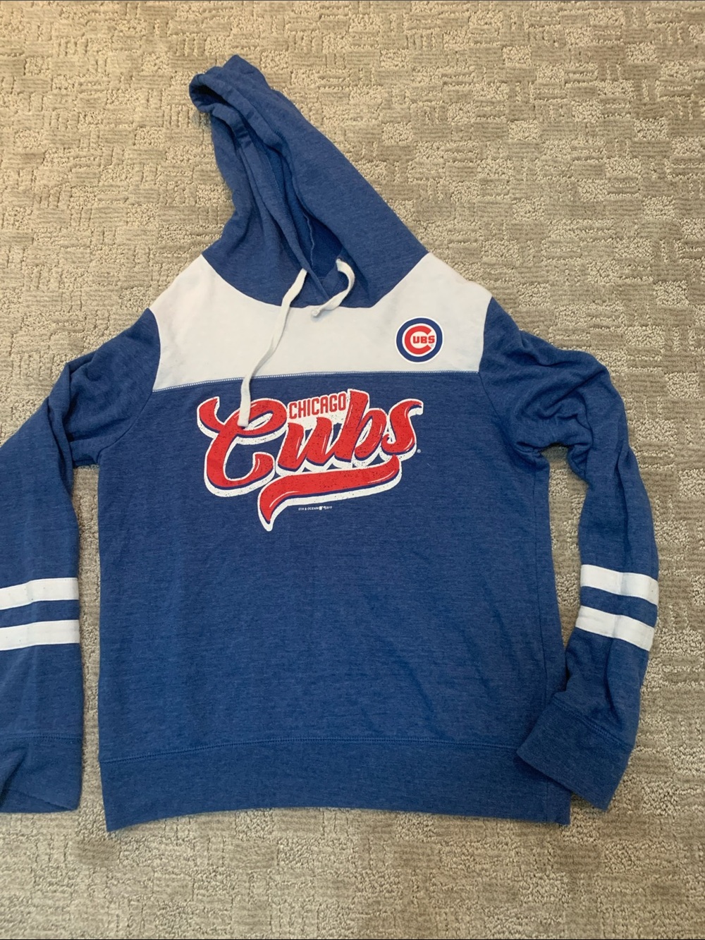 Chicago Cubs Blue & White Pullover Hoodie with Red Logo